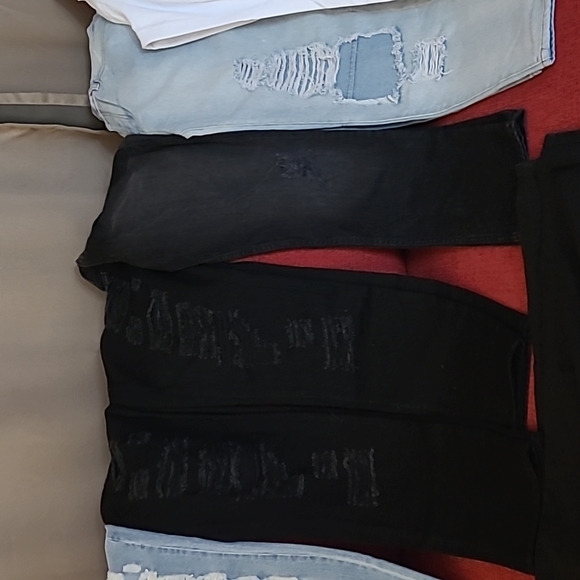 Men Jeans - Picture 3 of 5